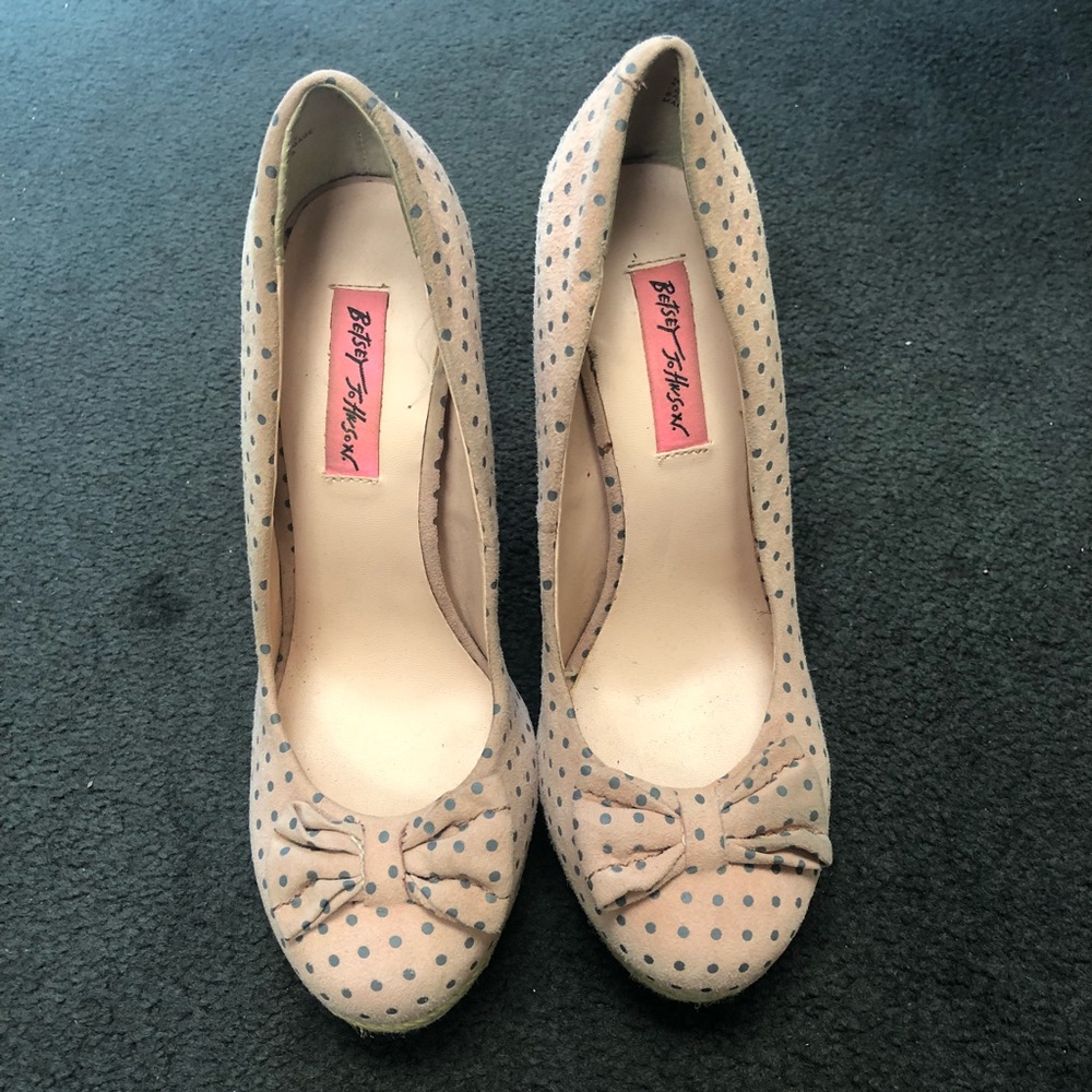 Betsey Johnson Suede Heels